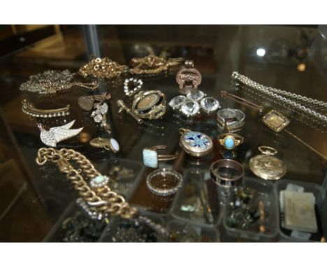 Collection of miscellaneous Victorian and other jewellery including bracelets, necklaces, a locket, a memorial brooch, a ring