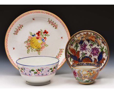 New Hall tea bowl and saucer, bowl and saucer dish circa 1800, decorated in patterns 274, 19 and 1045, each with decorated wi