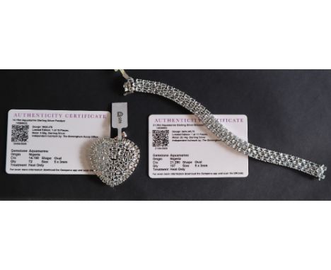 Gemporia - A sterling silver aquamarine bracelet, set with oval cut aquamarines totalling 21.29ct to a sterling silver settin