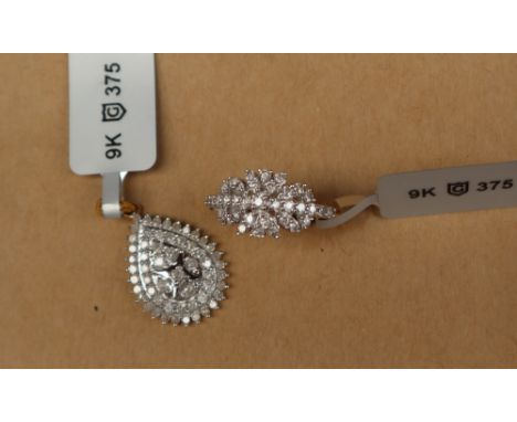 Gemporia - A 9ct gold diamond pendant, set with total 3/4 ct diamonds, to a 9ct gold setting, together with a 9ct gold diamon
