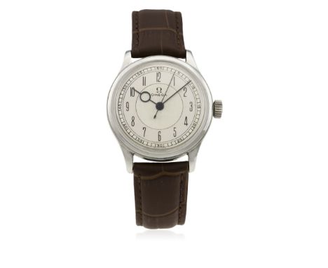 A GENTLEMAN'S STAINLESS STEEL OMEGA WRIST WATCH CIRCA 1939, REF. 10033272
D: Two tone silver dial with Art Deco numerals &amp