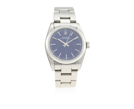 A MID SIZE STAINLESS STEEL ROLEX OYSTER PERPETUAL BRACELET WATCH CIRCA 1994, REF. 67480
D: Blue dial with silver batons &amp;