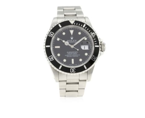 A GENTLEMAN'S STAINLESS STEEL ROLEX OYSTER PERPETUAL DATE SUBMARINER BRACELET WATCH CIRCA 1994, REF. 16610&nbsp;
D: Black dia