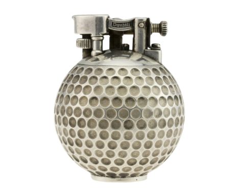 A SOLID SILVER DUNHILL UNIQUE "GOLF BALL" TABLE LIGHTER CIRCA 1970s
C: "Golf ball" case, signed Dunhill, hallmarked &amp; num