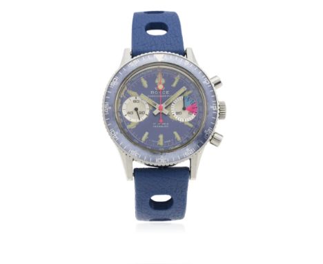 A GENTLEMAN'S STAINLESS STEEL ROYCE YACHTING CHRONOGRAPH WRIST WATCH CIRCA 1970s
D: Blue sunburst dial with luminous markers,