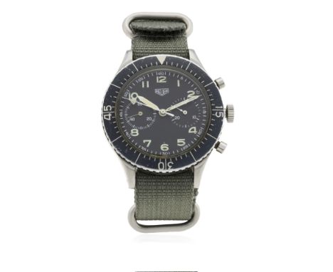 A RARE GENTLEMAN'S STAINLESS STEEL UNISSUED HEUER "BUND" FLYBACK CHRONOGRAPH WRIST WATCH CIRCA 1970, REF. 1550 SG
D: Black di