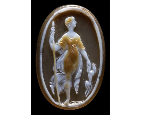 A RARE RENAISSANCE AGATE CAMEO. DANCING MAENAD WITH A PREY. 16th century21x32x5 mmThe figure is advancing to the right, with 