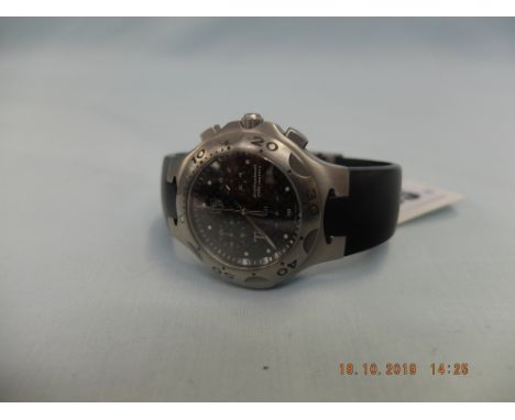 A gentleman's Tag Heuer professional 200 meter Kirium titanium cased watch...needs battery untested 