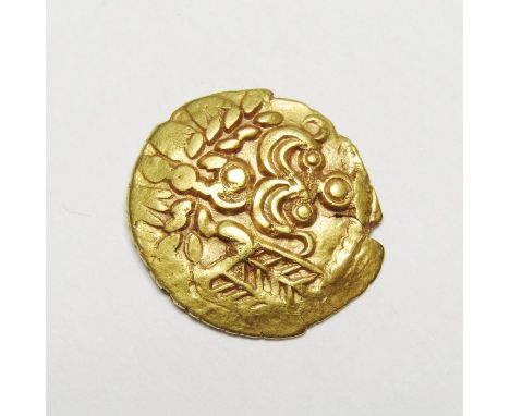 Bognor Cogwheel Quarter Stater Circa, 60-20 BC. Gold, 1.37 g, 14.70 mm. Wreath design with hidden face. R. Triple-tailed hors