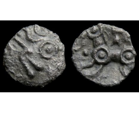 Dobunni Silver Unit. Circa, 20 BC-10 AD. Silver, 0.51 g, 11.30 mm. Moon head right. R. annulate horse left, cross above. Ref: