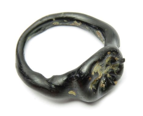 Roman Glass Finger Ring  Circa 2nd -3rd century AD. Glass, 2.15 g, 23.22 mm. Ring size, UK. K. US. 5.5. A beautiful Keeled ty