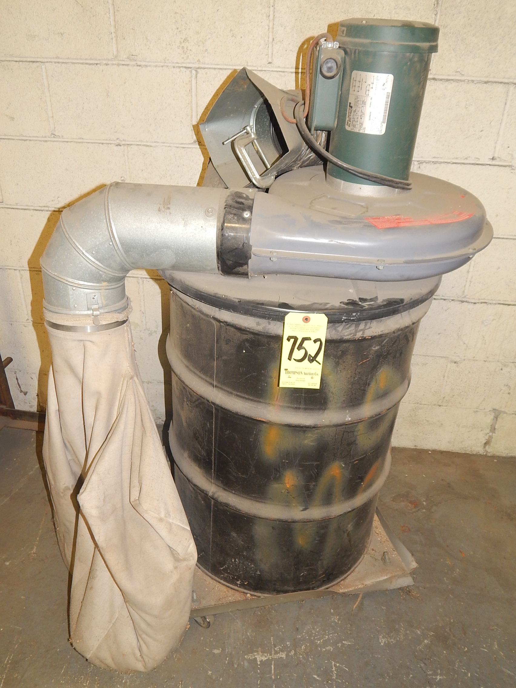 Cincinnati Fan Model 200S/T1 Barrel Type Dust Collector