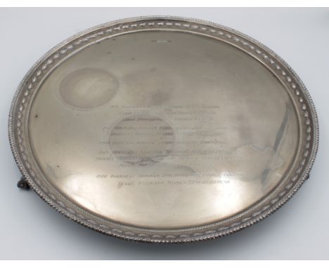 Horse Racing interest - An Elizabeth II silver Presentation salverJames Dixon &amp; Sons Ltd, Sheffield, 1975, of circular fo