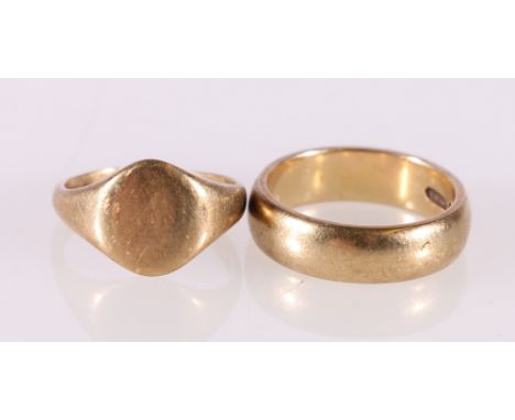 9ct yellow gold wedding band ring set with small round diamond, ring size O, 5.7g and a 9ct yellow gold signet ring (cut), 3.