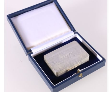 Contemporary silver trinket box by&nbsp;Peter John Doherty, London 2005, 78g, 6.5cm long 