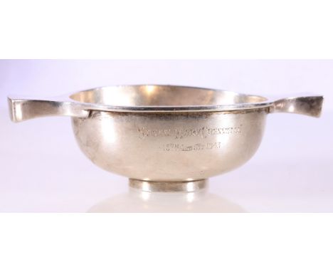 George V silver quaich by S Blanckensee & Son Ltd, Chester 1933 with jubilee mark, 14.5cm across the handles, 130g Good gauge