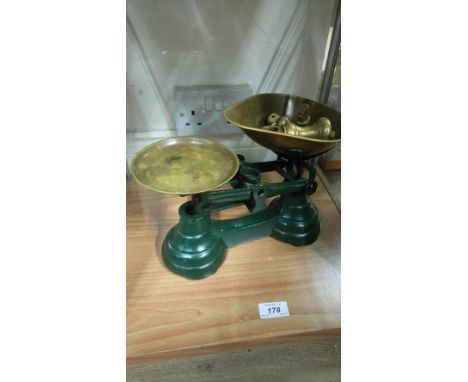 VINTAGE KITCHEN SCALES & WEIGHTS