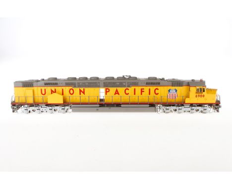 KTM Scale Models Diesellok ”Union Pacific” 6908, Spur 0, elektr., 2-Leiter, Metall, grau/gelb, Alterungs- und Gebrauchsspuren