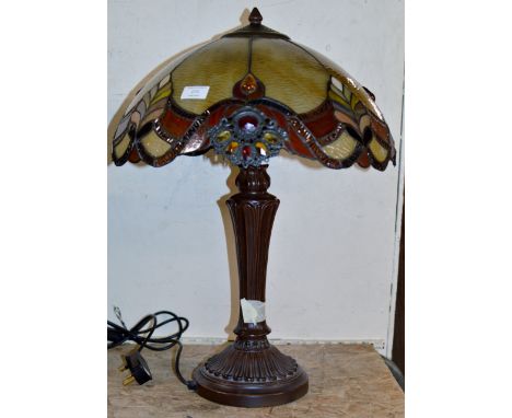 ART NOUVEAU STYLE TABLE LAMP WITH SHADE     