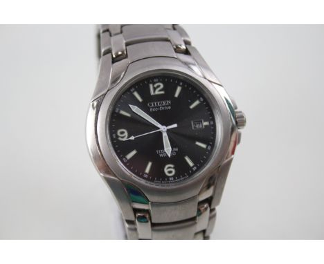 MENS CITIZEN ECO-DIVE TITANIUM INTEGRATED BRACELET WATCH SOLAR POWERED WORKING
