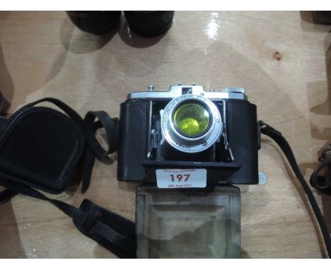 A Carl Zeiss Nettar camera