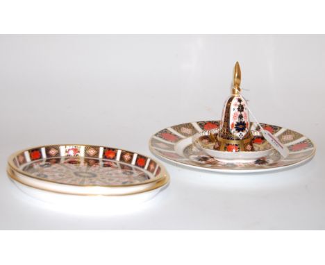 A small collection of Royal Crown Derby tablewares in the 1128 pattern, to include a pair of oval dishes etc    Condition Rep