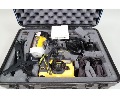 A Sea &amp; Sea Motor Marine II Underwater Camera, comprising an underwater camera with 35mm f/3.5 lens, a YS-60 TTL/S strobe