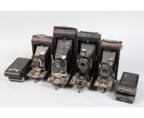 A Tray of Kodak Folding Cameras, including a No 3A Model C Autographic, a No 3A pocket Kodak, a 1A Kodak Jr Autographic, a Ju