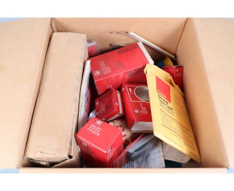 A Box of Darkroom Equipment, including Paterson Developing tanks, Cds Enlarging Meter, Micro Focus Finder, Self Loading Spira
