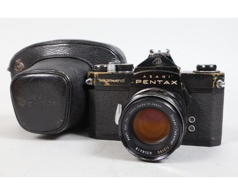 An Asahi Pentax Spotmatic Camera, black, serial no2636797, shutter working,self timer working, meter untested, body F, brassi