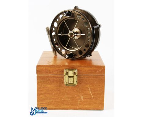 J W Young &amp; Son Ltd Redditch "The Purist" 2030 centre pin reel, 4" spool with spindle spool release and tensioner, on/off