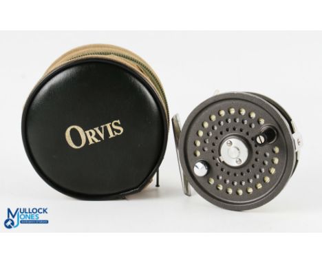 Orvis USA Battenkill 7/8 disc alloy trout fly reel, made in England, 3 3/8" spool, 2 screw latch, counter balanced handle, re