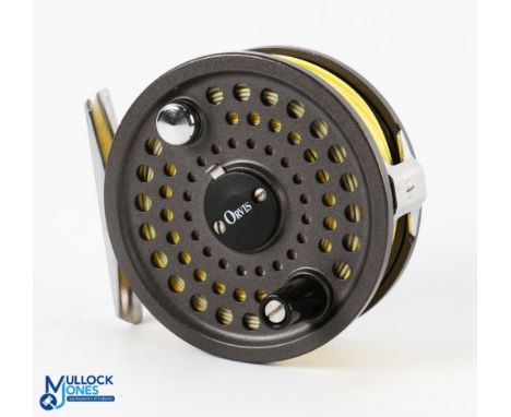 Orvis USA Battenkill disc 5/6 alloy trout fly reel 3 1/8" spool with counter balanced handle, 2 screw latch, rear tensioner a