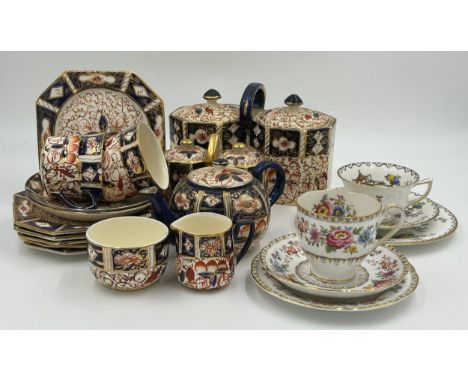 Selection of Wade Heath/Arthur Wood Imari style cereamics consisting of twin style biscuit barrel; twin style preserve pots; 