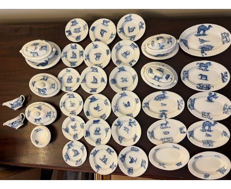 A late 19th/early 20thC Copeland Spode child’s animal pattern dinner service comprising of 6 x 10cm d plates, 6 x 8.5cm d pla