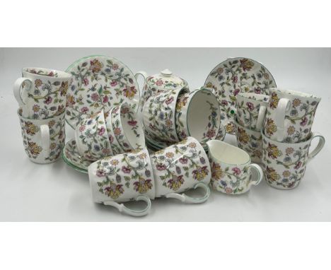 Minton Haddon Hall part tea service to include teapot, 4 x breakfast cups and saucers, 6 x beakers, 3 x tea cups, 2 x saucers