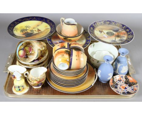 A tray lot of collectables to include Wedgwood, Noritake and Aynsley examples.