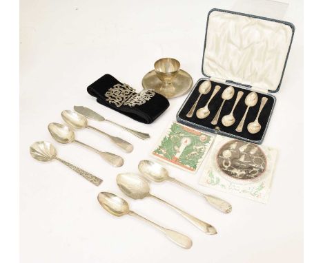 Cased set of six George V silver teaspoons, Sheffield 1931, George VI silver egg cup, Sheffield 1946, sundry flatware, Christ