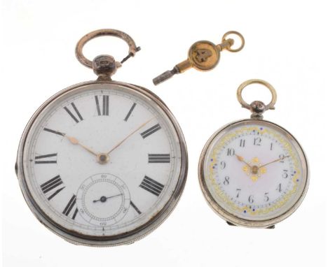 Late Victorian silver cased open face pocket watch, having a white enamel Roman dial with gilt hands and seconds subsidiary a