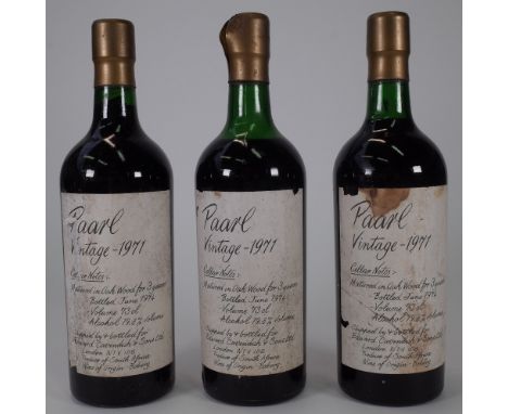 Three bottles of Paarl Vintage 1971 (3).
