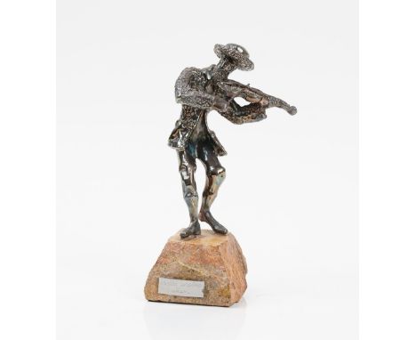 A loaded silver model of a performing fiddler, detailed 925, displayed on a rocky base having an applied plaque detailed Isaa