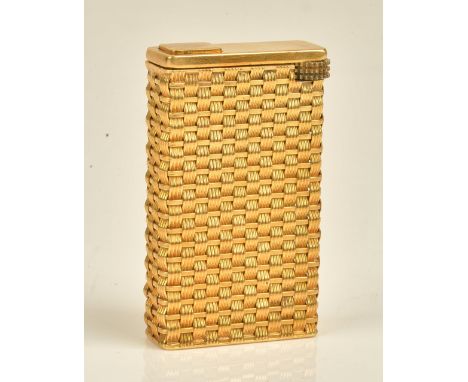 A gold, rectangular cased gas lighter, the case exterior with simulated basket woven decoration, detailed 750, height 5.7cm, 