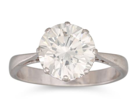 A DIAMOND SOLITAIRE RING, the round brilliant cut diamond mounted in platinum. Estimated: weight of diamond: 2.43 ct. colour 