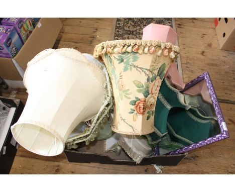 A job lot of vintage lamp shadesCollection Only 