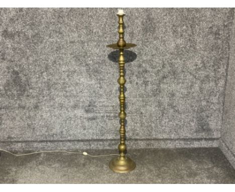 Vintage heavy brass standard lamp with very decorative column