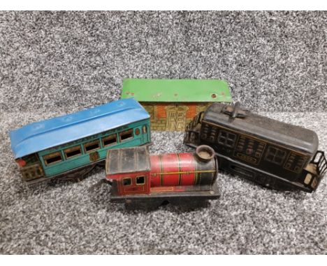 Vintage tin plate train engine, 2 carriages and a station building