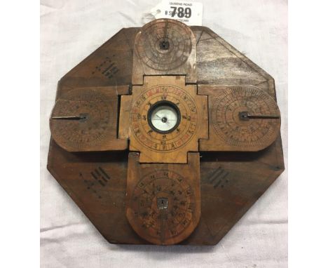 VINTAGE CHINESE COMPASS WITH SUNDIAL