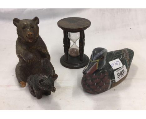2 CARVED WOODEN BEARS (1 A/F) VINTAGE EGG TIMER &amp; STONEWARE DUCK