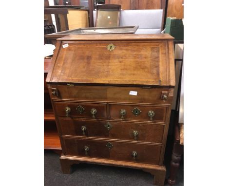 LIGHT MAHOGANY BUREAU CHEST