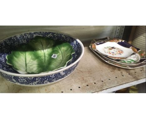 LARGE WASH BASIN BOWL, A CABBAGE LEAF BOWL &amp; 3 OTHER DISHES